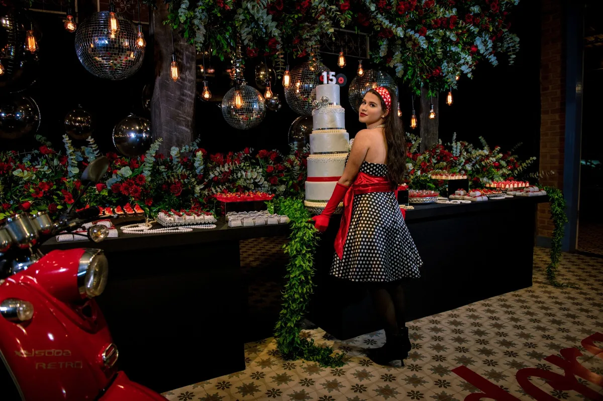 Festa de 15 anos, tema anos 60 por Marinho na Photo, Guaçuí, ES